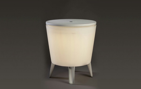 Mesa nevera iluminada para jard�n color blanco